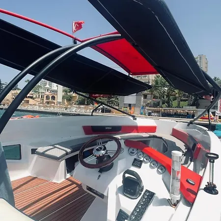 Gowater Watersports Club Botel *
